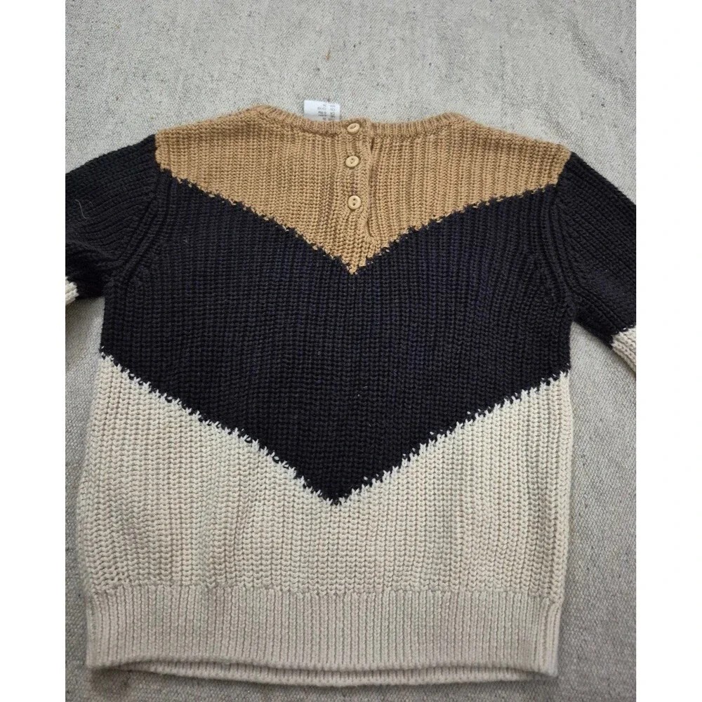 H&M organic cotton multicolor sweater size 6-9 months